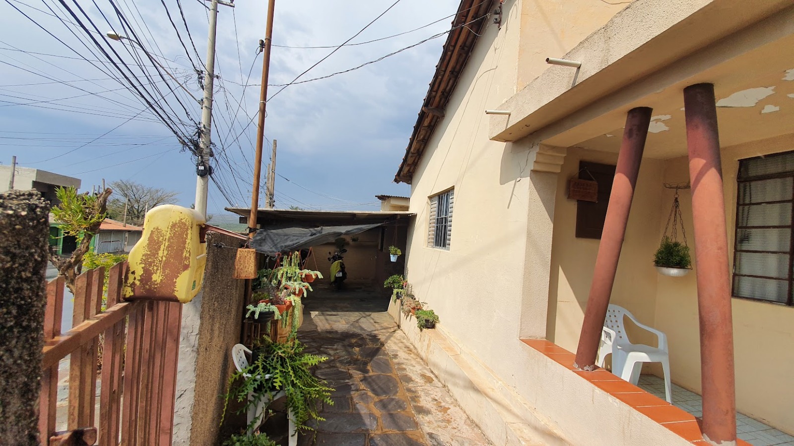 Casa antiga, ponto comercial a venda ou troca em Vila Pedroso Votorantim SP