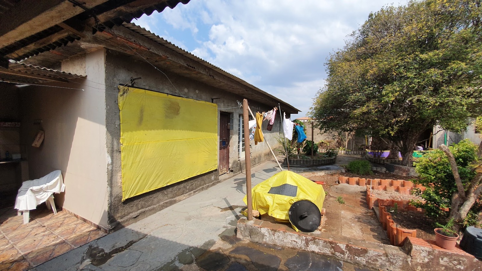 Casa antiga, ponto comercial a venda ou troca em Vila Pedroso Votorantim SP