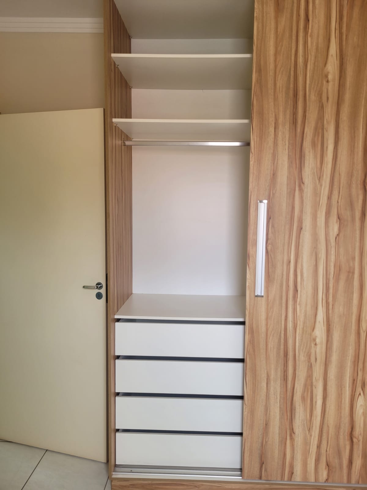 APARTAMENTO 2 DORM 2 VAGA, ALUGA-SE  - SOROCABA SP