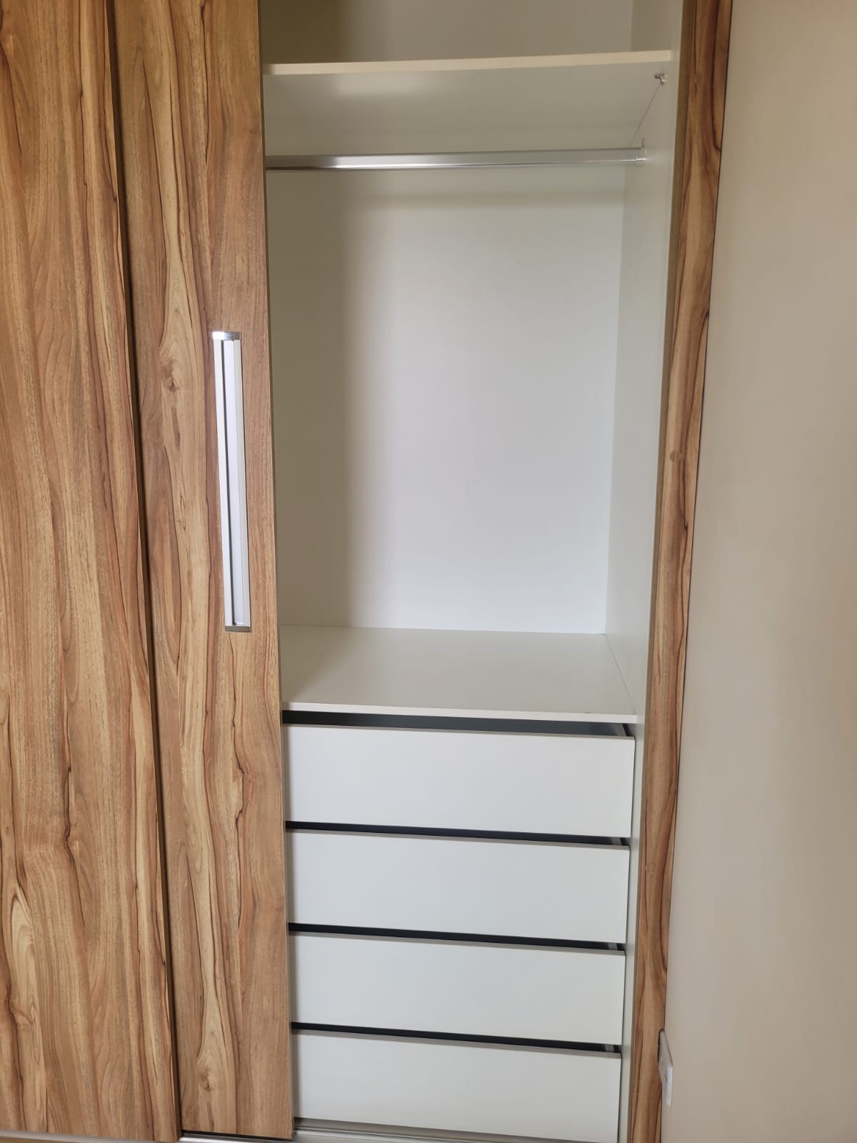 APARTAMENTO 2 DORM 2 VAGA, ALUGA-SE  - SOROCABA SP