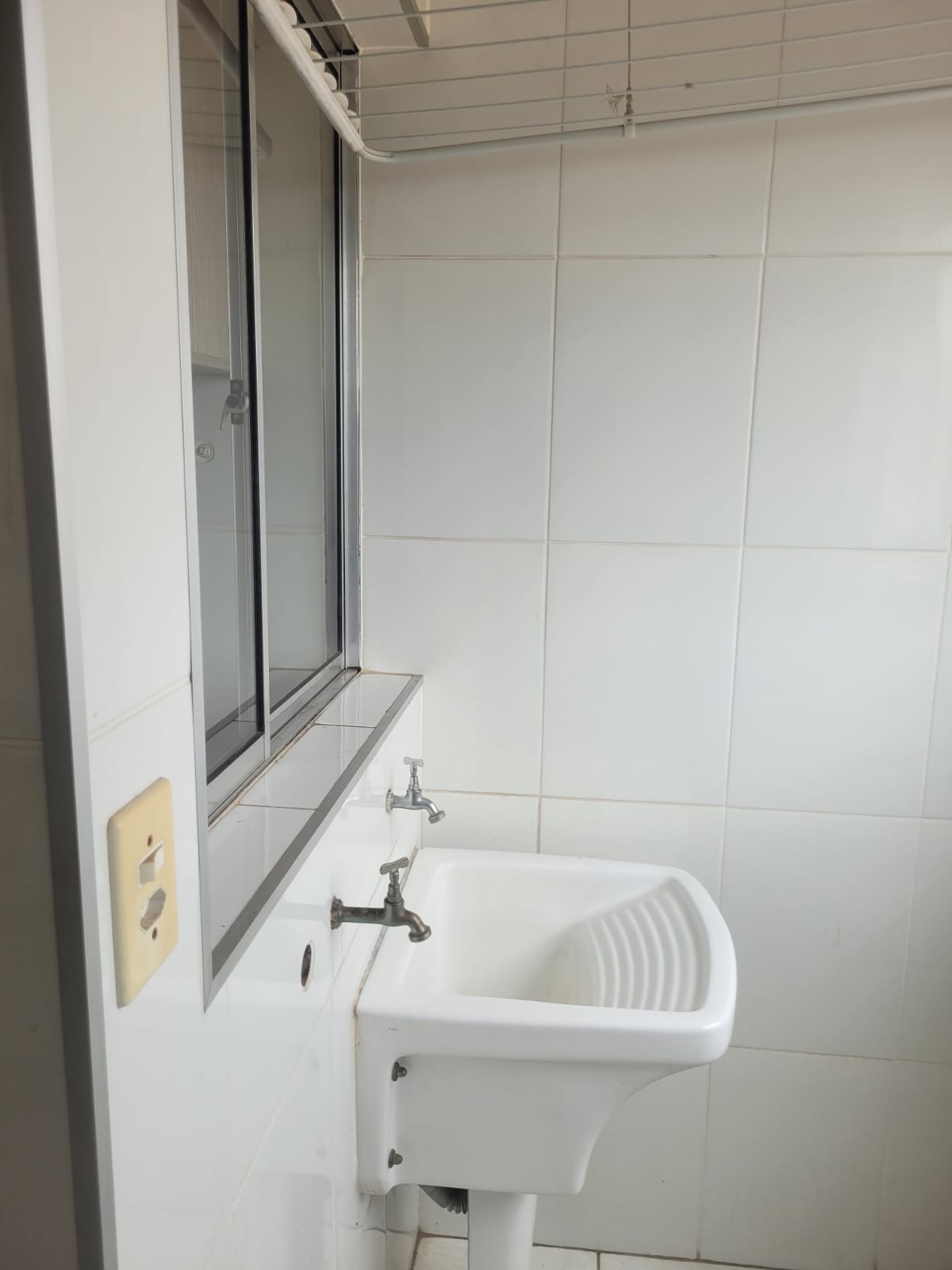 APARTAMENTO 2 DORM 2 VAGA, ALUGA-SE  - SOROCABA SP