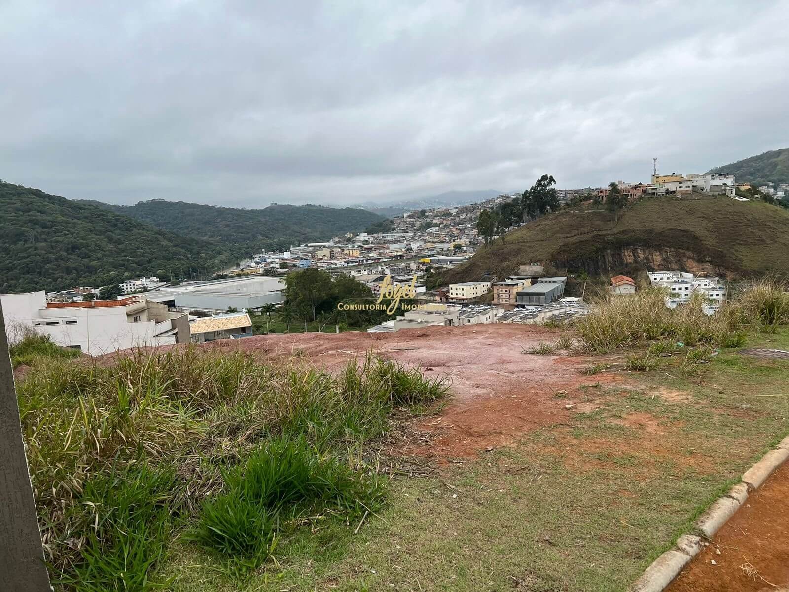 Cerâmica - Terreno com 430m² - Ótima oportunidade!