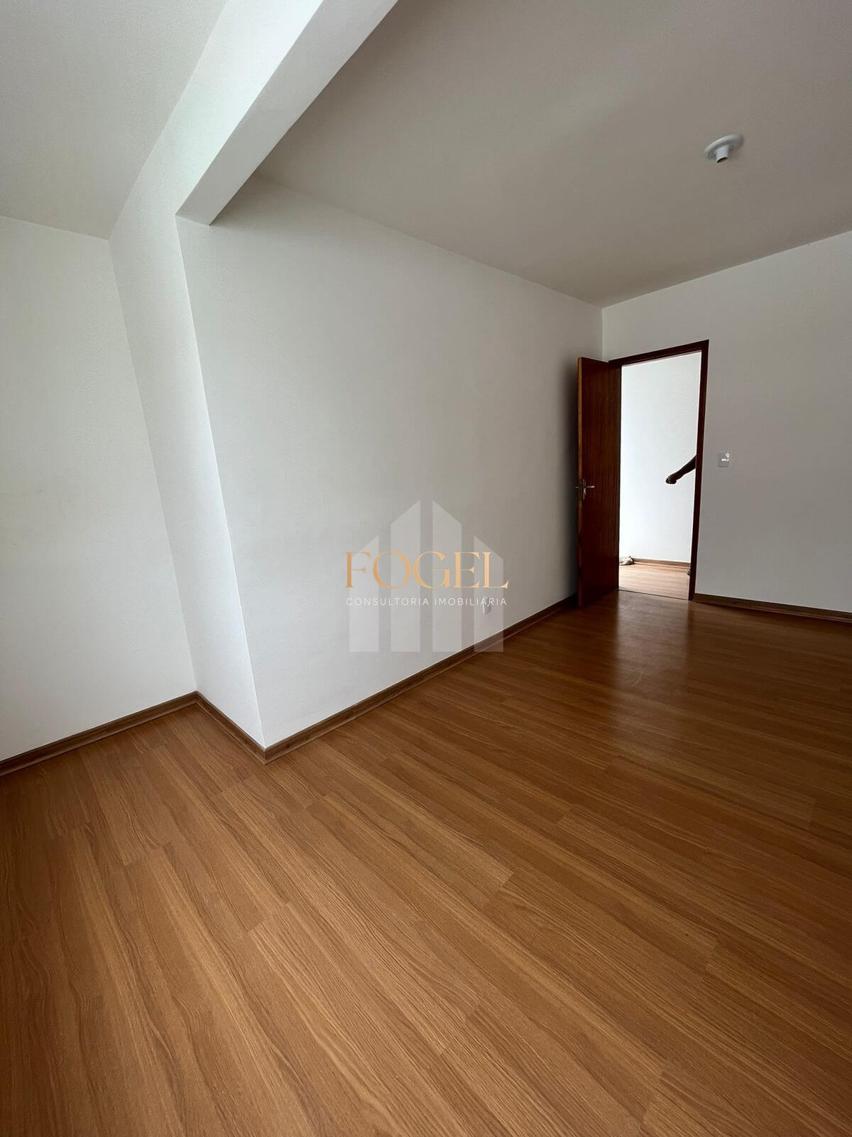 Recanto da Mata - Cobertura 3/4 – 2 Suítes - 2 Vagas na garagem