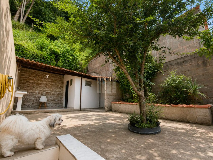 Nova Era - Casa com Terraço Coberto, Quintal Amplo e Vaga