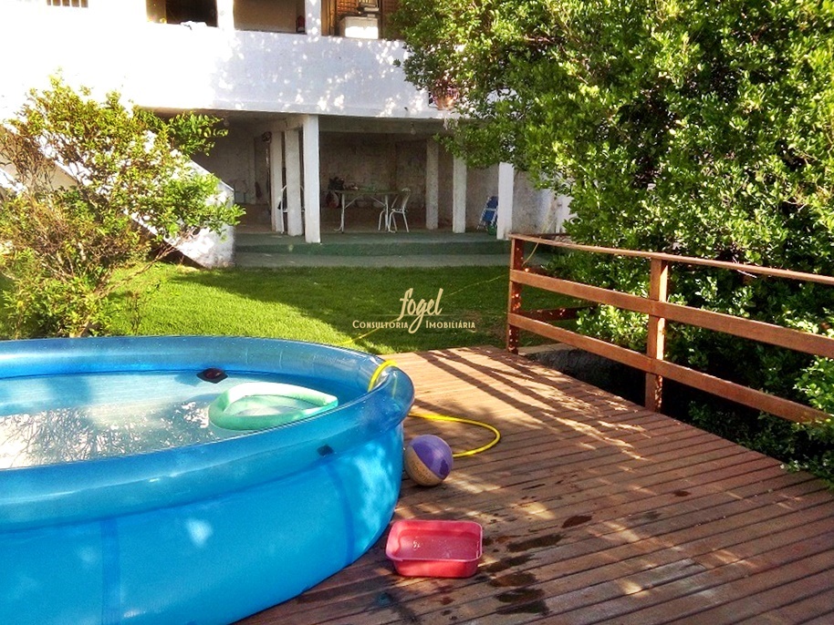 Encosta do Sol / JF - Excelente Casa 5/4 (1 Suíte) + Escritório - Quintal c Deck e Árvores Frutíferas