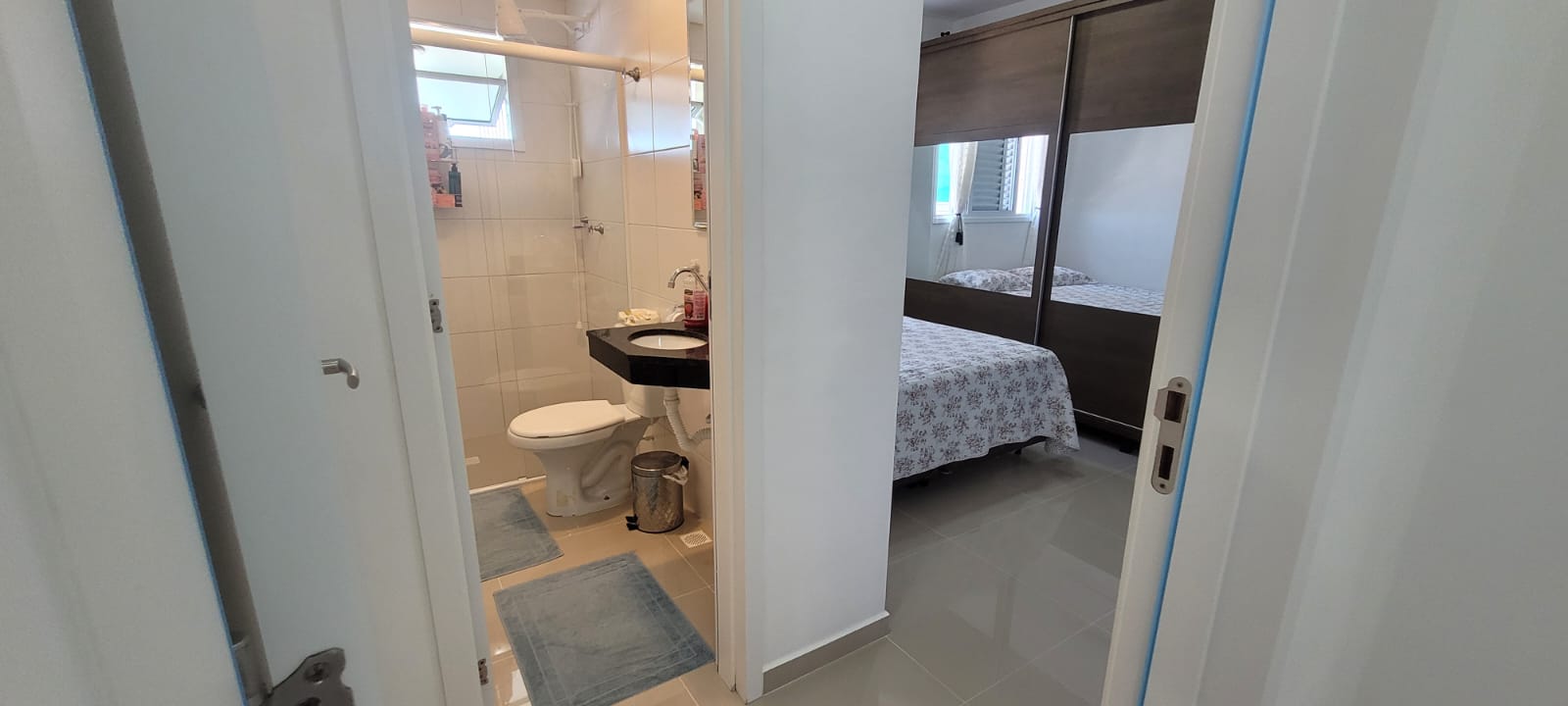  Apartamento Frente para o Mar  Condomínio Royal Garden  Mongaguá  77 m²  Porteira Fechada Vista Deslumbrante!  Se você busca conforto, exclusividade e uma localização privilegiada, esta é a oportunidade ideal! Lindo apartamento no Condomínio Royal Garden, em Mongaguá, com vista frontal para o mar e lazer completo.  ✨ 