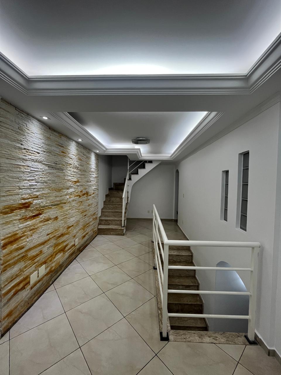  Sobrado à venda na Vila Ré – Zona Leste de São Paulo  Localização excelente – A apenas 1 km do Metrô Patriarca  Se você busca conforto, praticidade e uma localização privilegiada, este sobrado é ideal para você!