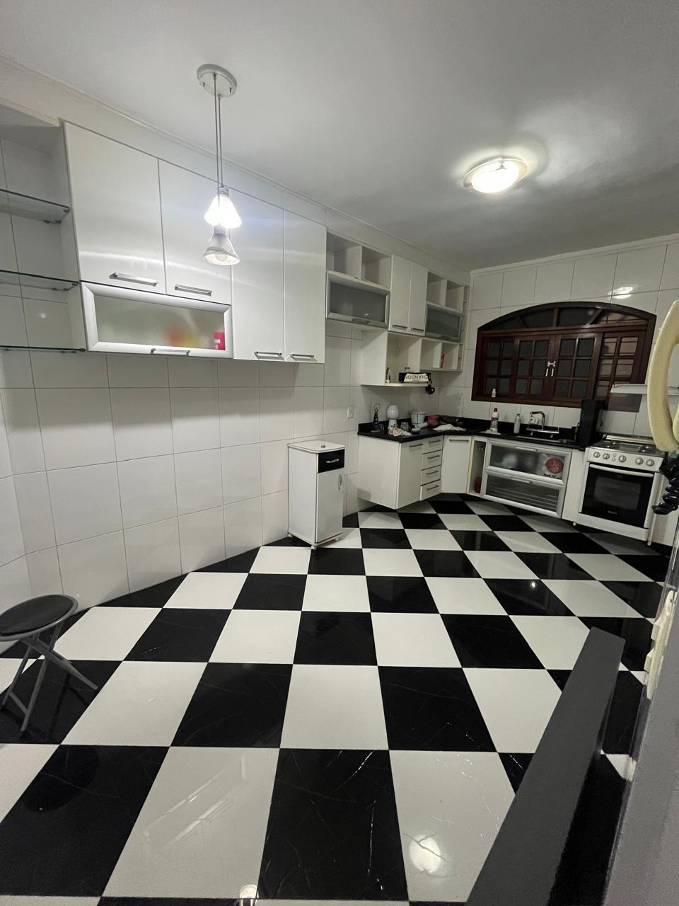  Sobrado à venda na Vila Ré – Zona Leste de São Paulo  Localização excelente – A apenas 1 km do Metrô Patriarca  Se você busca conforto, praticidade e uma localização privilegiada, este sobrado é ideal para você!