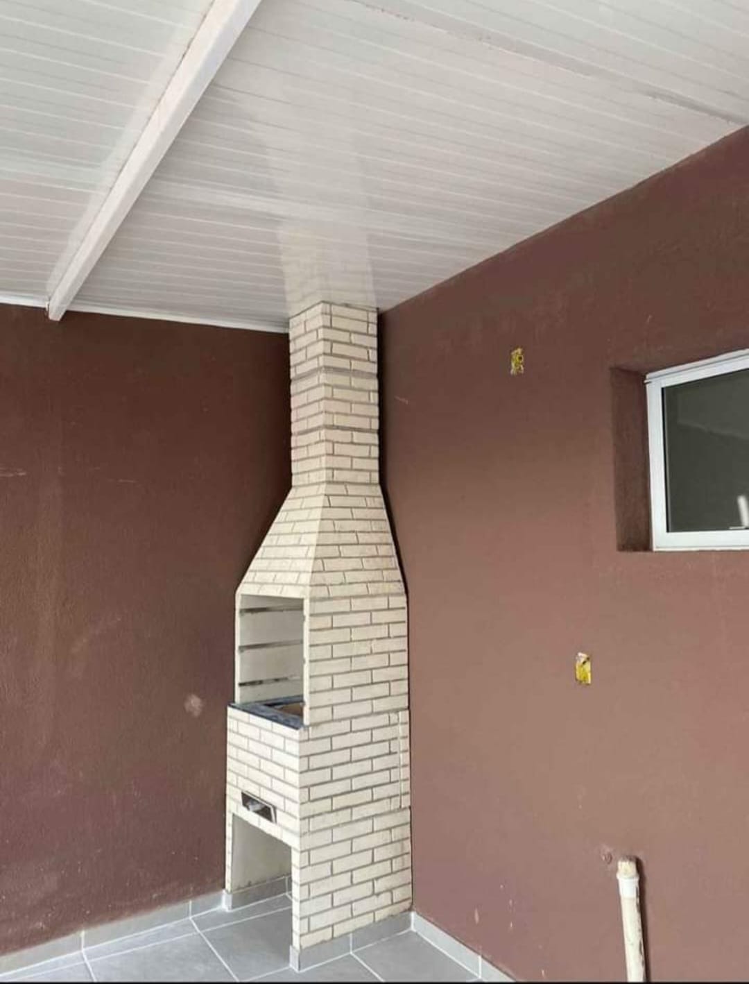  Lindo Apartamento com Vista Privilegiada – 24º Andar (Último Andar!)  Vila Matilde – Próximo ao Metrô  ✨ Destaques imperdíveis: ✔️ Vista livre de todas as janelas ✔️ Último andar – sem vizinhos acima ✔️ Divisa com apenas 1 apartamento ✔️ Ao lado do elevador ✔️ Condomínio novo com reconhecimento facial na portaria eletrônica ✔️ Clausura para segurança total