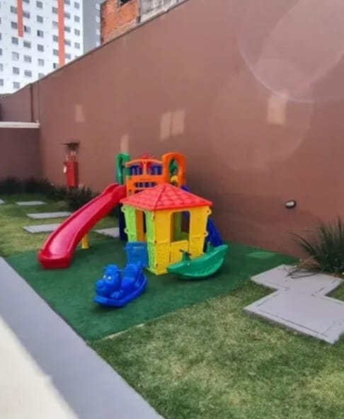  Lindo Apartamento com Vista Privilegiada – 24º Andar (Último Andar!)  Vila Matilde – Próximo ao Metrô  ✨ Destaques imperdíveis: ✔️ Vista livre de todas as janelas ✔️ Último andar – sem vizinhos acima ✔️ Divisa com apenas 1 apartamento ✔️ Ao lado do elevador ✔️ Condomínio novo com reconhecimento facial na portaria eletrônica ✔️ Clausura para segurança total