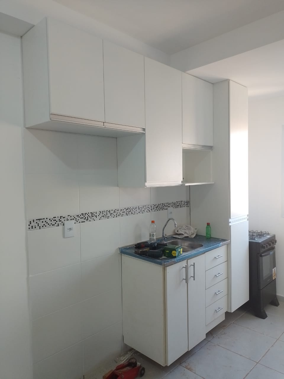  Lindo Apartamento com Vista Privilegiada – 24º Andar (Último Andar!)  Vila Matilde – Próximo ao Metrô  ✨ Destaques imperdíveis: ✔️ Vista livre de todas as janelas ✔️ Último andar – sem vizinhos acima ✔️ Divisa com apenas 1 apartamento ✔️ Ao lado do elevador ✔️ Condomínio novo com reconhecimento facial na portaria eletrônica ✔️ Clausura para segurança total