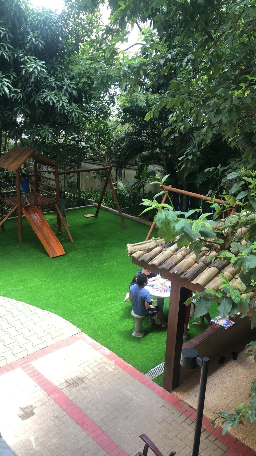  Apartamento à Venda  Condomínio Ideale Penha   2 Dorms   com Varanda  ✨ Oportunidade imperdível para morar ou investir!   Localização privilegiada: ✅ Parque linear do Metrô Penha em frente