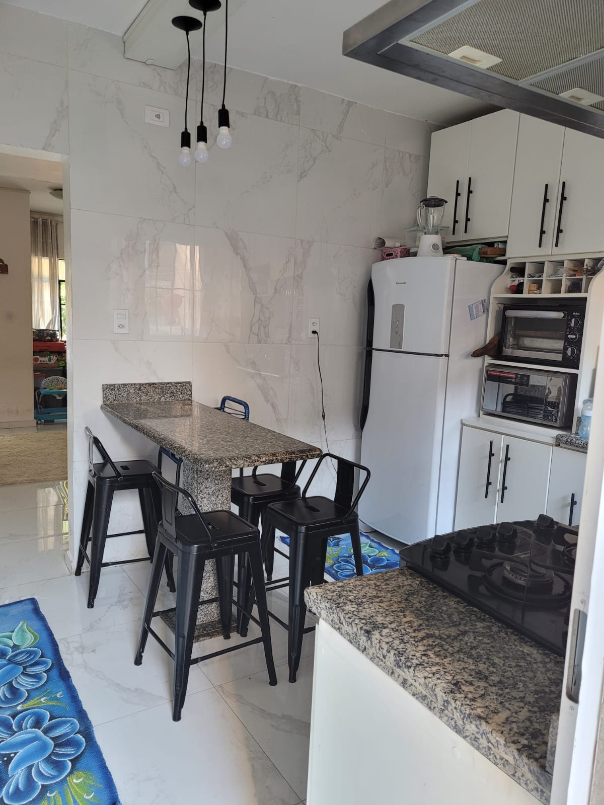 Casa à Venda  Penha de França  80 m²  2 Dormitórios   Rua Demini São Paulo SP  Casa aconchegante, espaçosa e muito bem localizada, próxima ao metrô e a todo comércio da região   Valor: R$ 5.250/m²