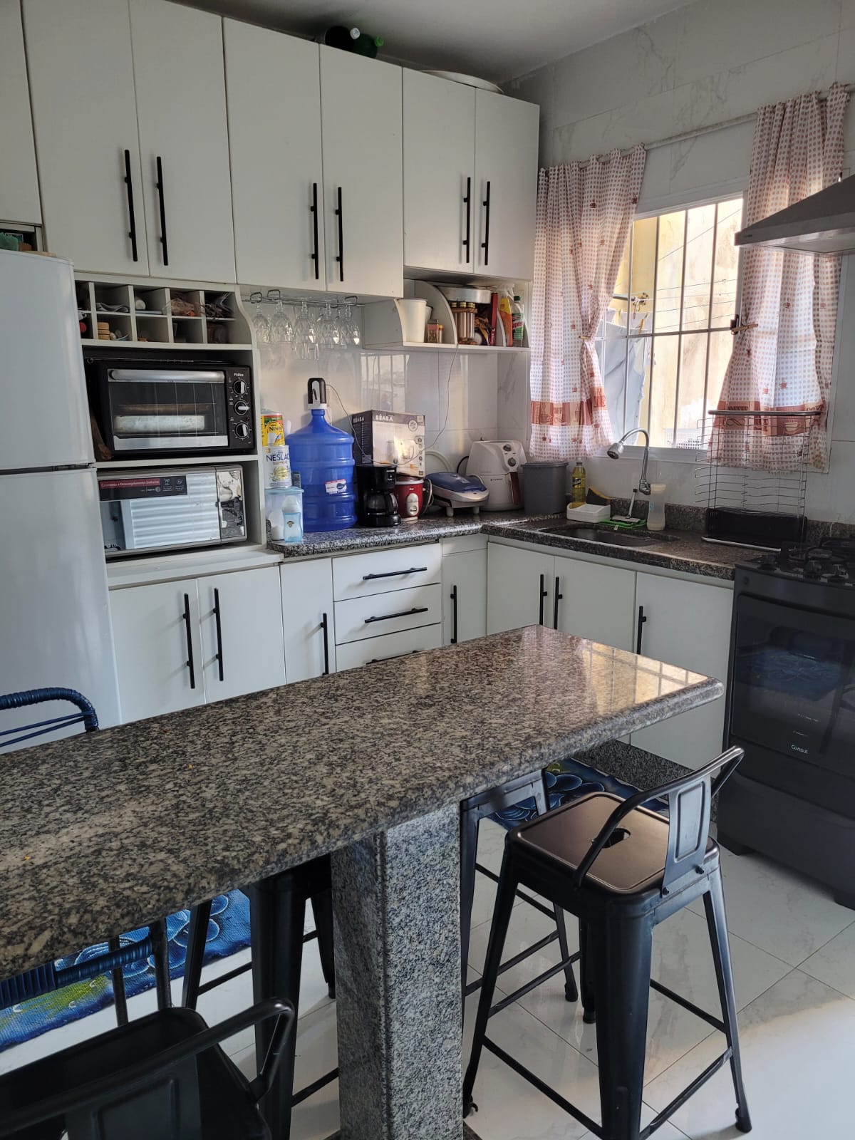 Casa à Venda  Penha de França  80 m²  2 Dormitórios   Rua Demini São Paulo SP  Casa aconchegante, espaçosa e muito bem localizada, próxima ao metrô e a todo comércio da região   Valor: R$ 5.250/m²