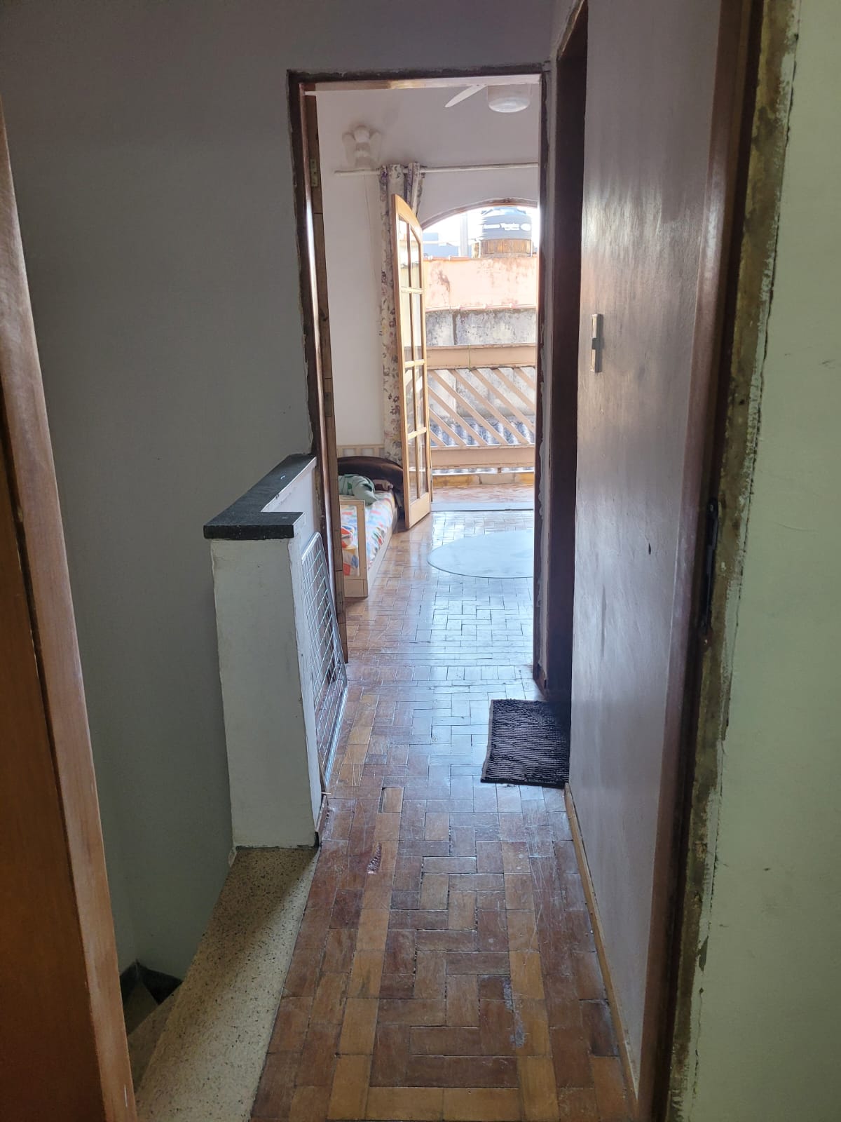 Casa à Venda  Penha de França  80 m²  2 Dormitórios   Rua Demini São Paulo SP  Casa aconchegante, espaçosa e muito bem localizada, próxima ao metrô e a todo comércio da região   Valor: R$ 5.250/m²