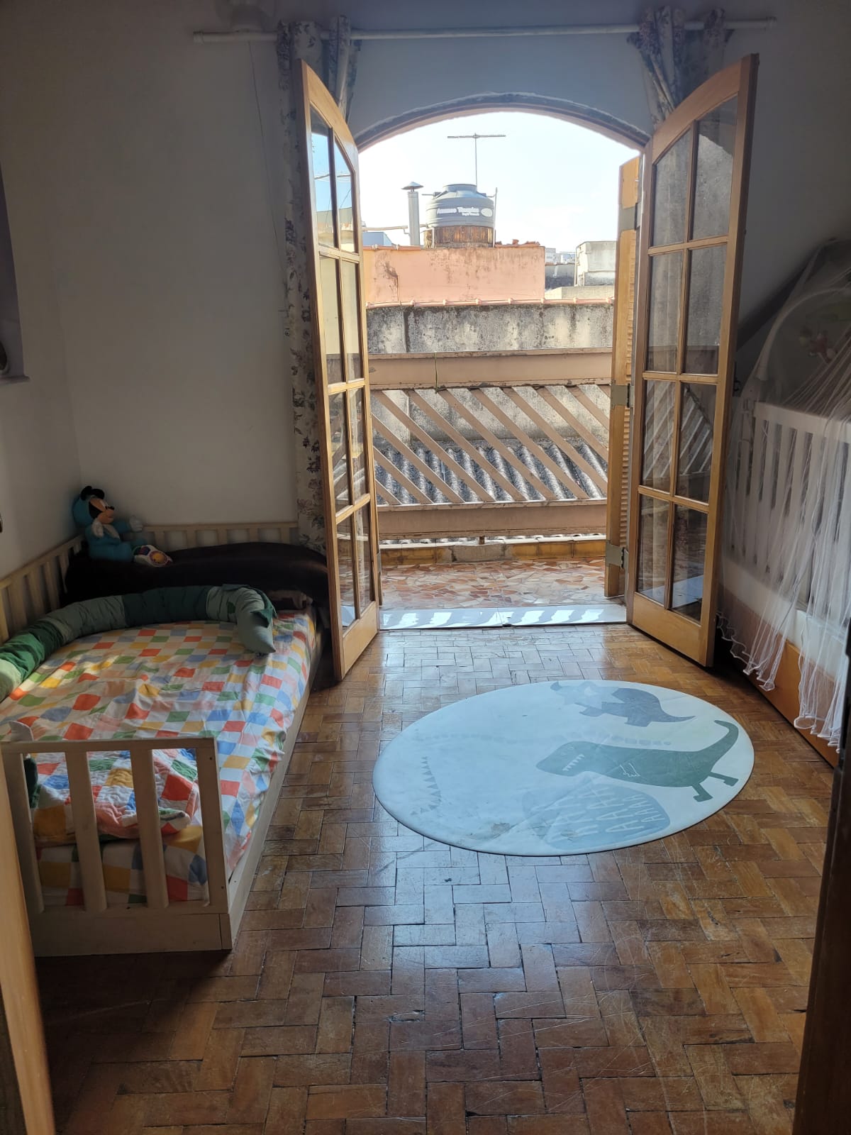 Casa à Venda  Penha de França  80 m²  2 Dormitórios   Rua Demini São Paulo SP  Casa aconchegante, espaçosa e muito bem localizada, próxima ao metrô e a todo comércio da região   Valor: R$ 5.250/m²