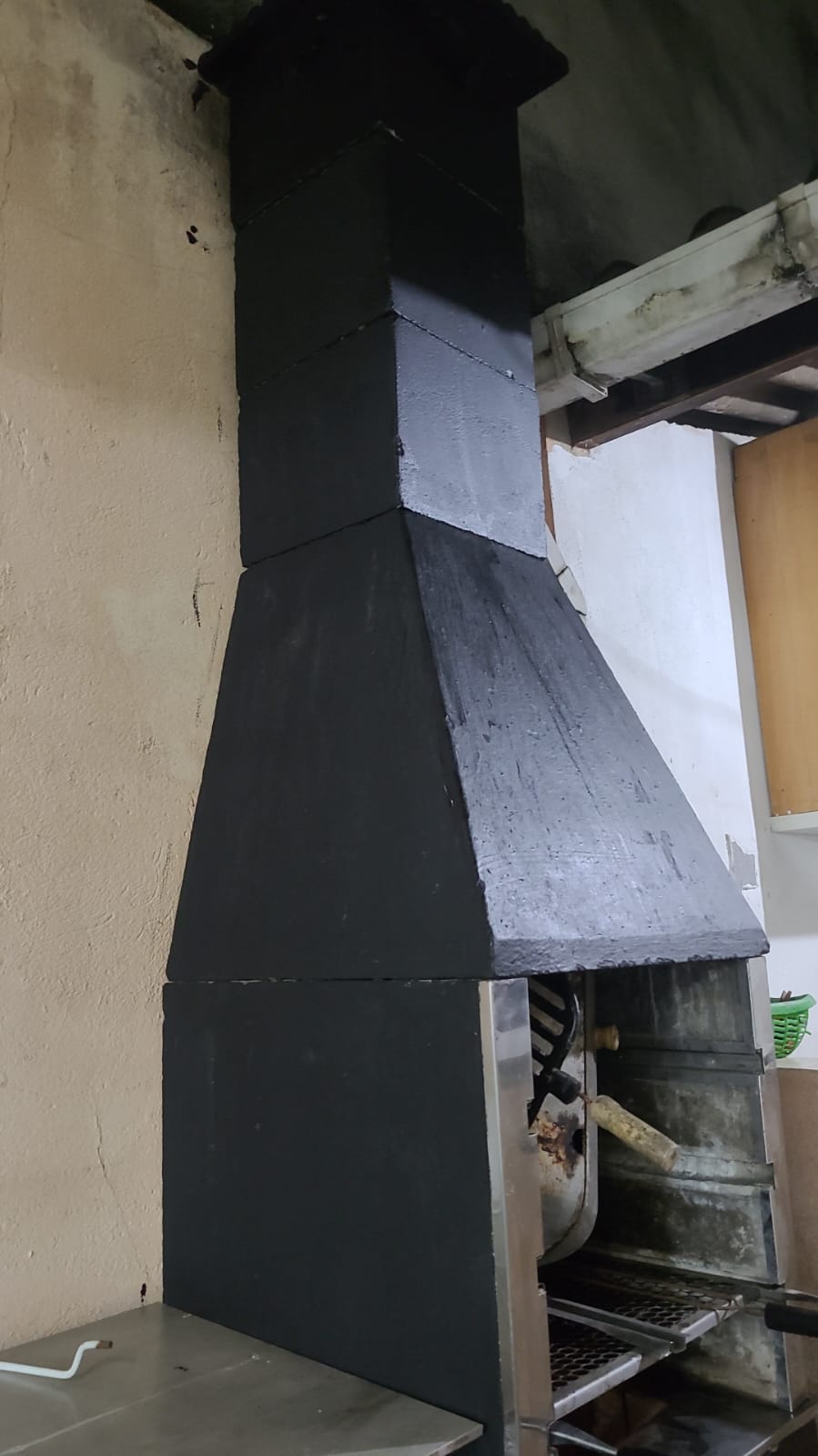 Casa à Venda  Penha de França  80 m²  2 Dormitórios   Rua Demini São Paulo SP  Casa aconchegante, espaçosa e muito bem localizada, próxima ao metrô e a todo comércio da região   Valor: R$ 5.250/m²