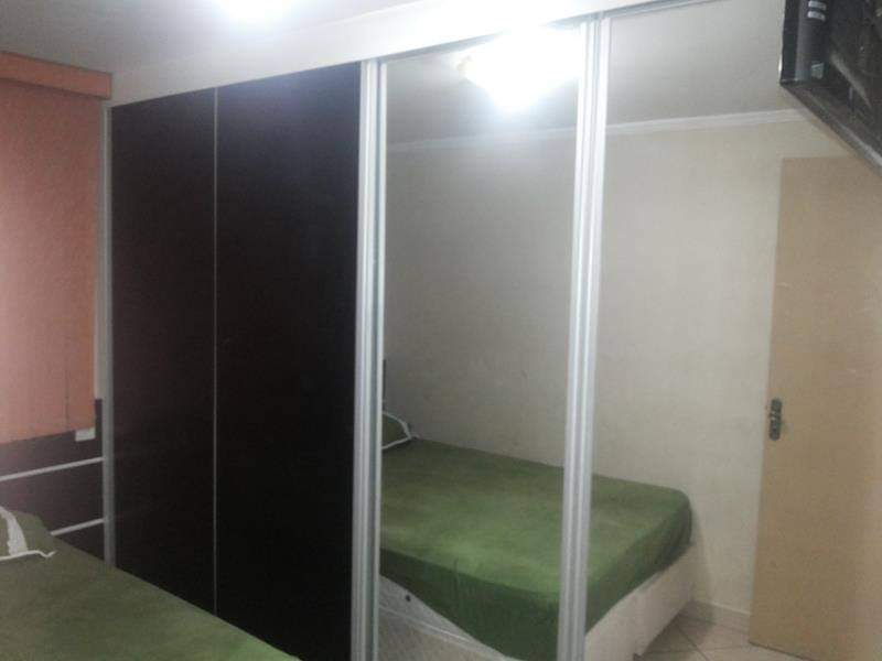 Apartamento Reformado – 56m²  2 Dorms  1 vaga de garagem coberta e fechada   Excelente localização:  Próximo ao Supermercado Negreiros  Bairro tranquilo e de fácil acesso
