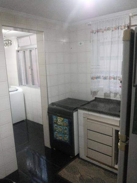 Apartamento Reformado – 56m²  2 Dorms  1 vaga de garagem coberta e fechada   Excelente localização:  Próximo ao Supermercado Negreiros  Bairro tranquilo e de fácil acesso