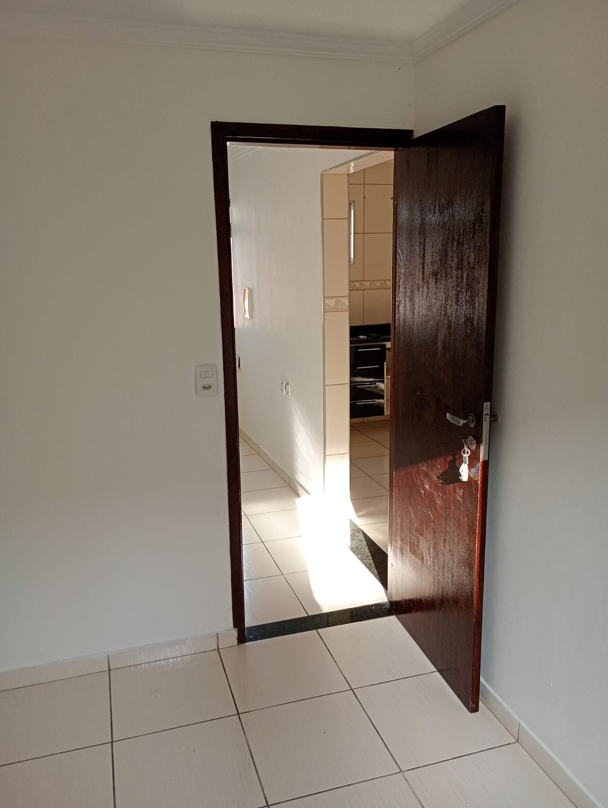  Apartamento à Venda – Rua Carlo Albacini, José Bonifácio – SP  ✨ Pronto para morar! Imóvel desocupado, recém-pintado e muito bem localizado.  45 m²  2 dormitórios  Bairro tranquilo e familiar