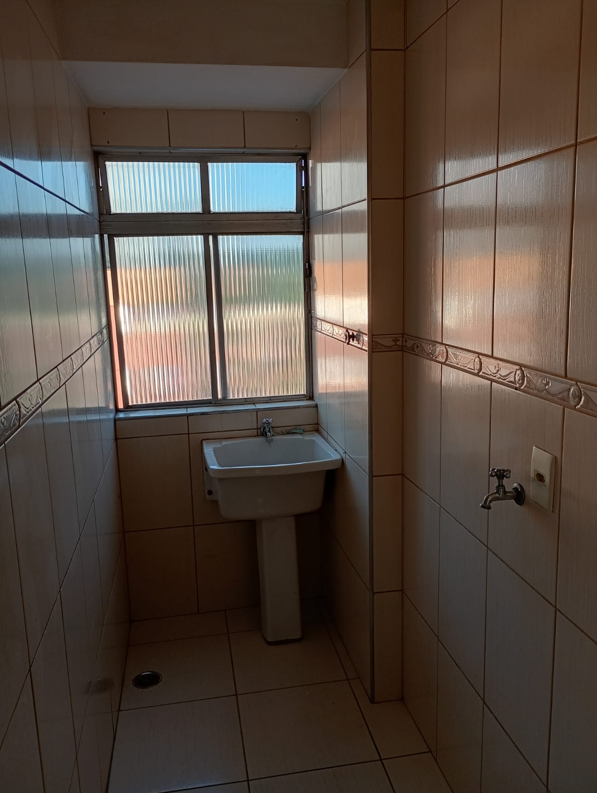  Apartamento à Venda – Rua Carlo Albacini, José Bonifácio – SP  ✨ Pronto para morar! Imóvel desocupado, recém-pintado e muito bem localizado.  45 m²  2 dormitórios  Bairro tranquilo e familiar