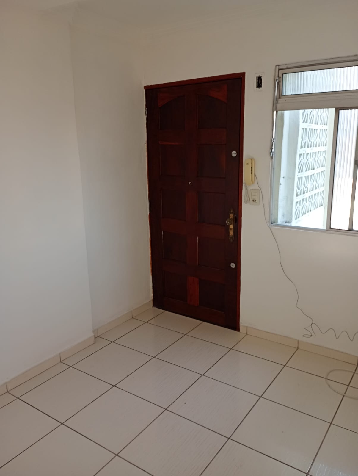  Apartamento à Venda – Rua Carlo Albacini, José Bonifácio – SP  ✨ Pronto para morar! Imóvel desocupado, recém-pintado e muito bem localizado.  45 m²  2 dormitórios  Bairro tranquilo e familiar