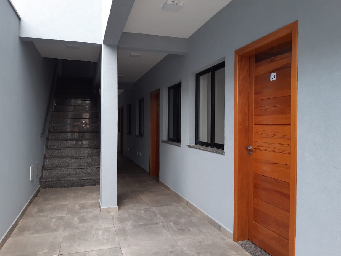 Lançamento – Apartamentos Novos em Artur Alvim   Prédio com 3 andares, unidades de 1 dormitório, sala, cozinha e banheiro. Acabamento moderno com piso em porcelanato e azulejos de primeira linha na cozinha e no banheiro.
