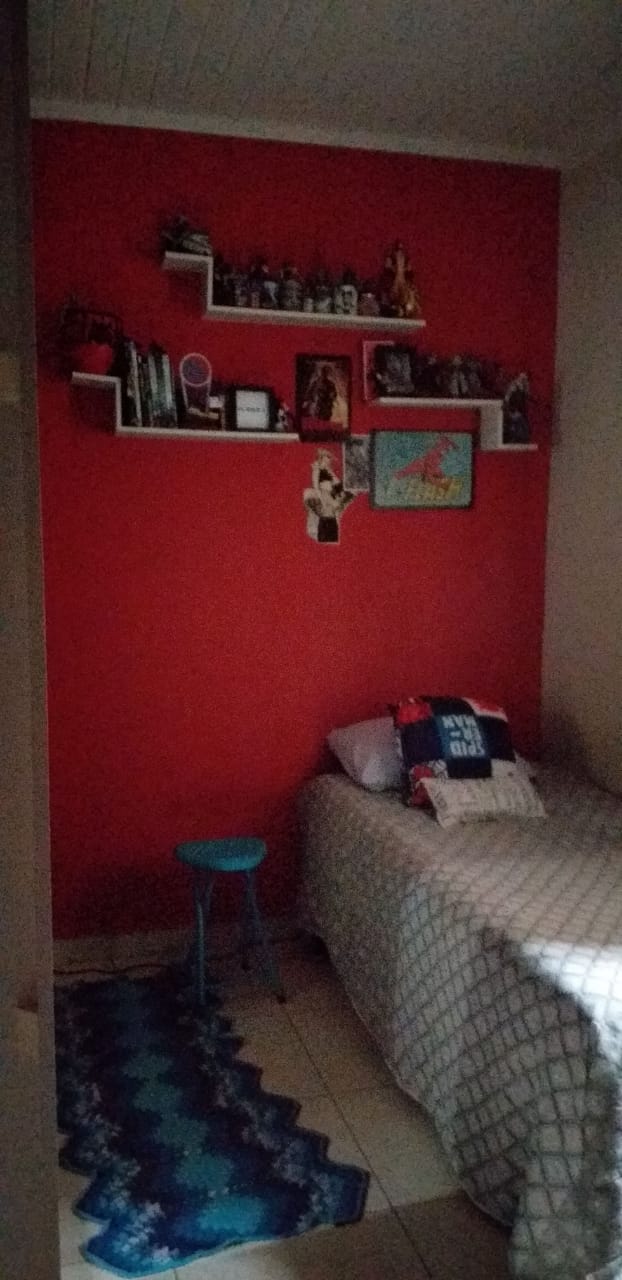  Casa à Venda  Vila Jacuí  São Miguel Paulista  110m² Construídos   com suíte na parte superior, localizada na Vila Jacuí, próxima à Universidade Cruzeiro do Sul e com fácil acesso à Avenida São Miguel.