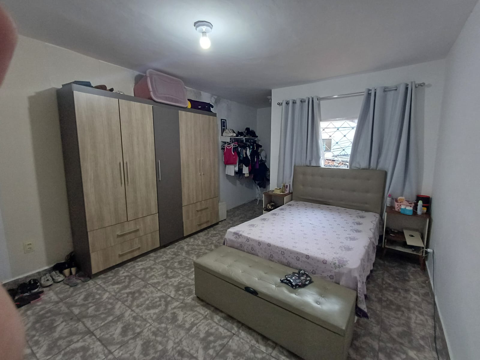  Sobrado à Venda Penha de França  Localização privilegiada, em rua tranquila e com moradores antigos, próximo ao Shopping Penha e a todo comércio da região.  ✨ Características do imóvel:  Área construída: 89m²  2 dormitórios amplos  Sala para dois ambientes  Cozinha bem espaçosa