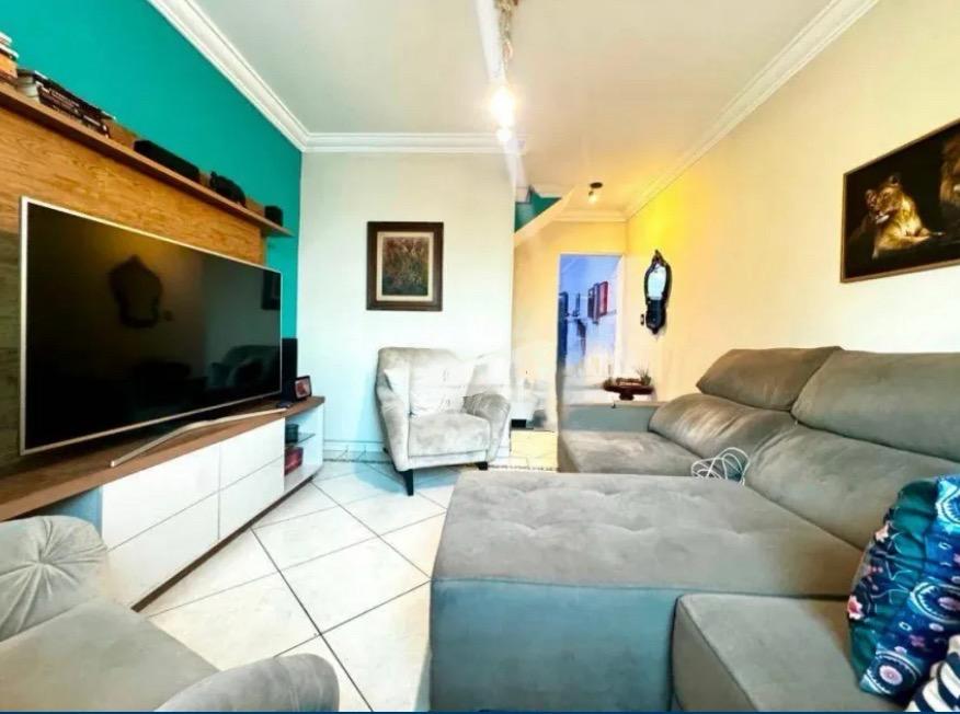  Sobrado Frontal no Jardim Marabá – Completo e Pronto para Morar!  Este belíssimo sobrado oferece conforto, modernidade e lazer em um só lugar:  ✔️ 2 dormitórios amplos, ambos suítes com sacada ✔️ Sala espaçosa para dois ambientes ✔️ Cozinha ampla e funcional ✔️ Lavabo para maior praticidade ✔️ Charmosa área gourmet com churrasqueira já instalada