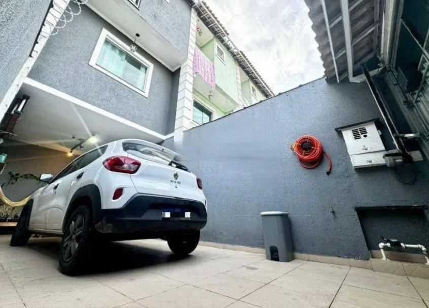  Sobrado Frontal no Jardim Marabá – Completo e Pronto para Morar!  Este belíssimo sobrado oferece conforto, modernidade e lazer em um só lugar:  ✔️ 2 dormitórios amplos, ambos suítes com sacada ✔️ Sala espaçosa para dois ambientes ✔️ Cozinha ampla e funcional ✔️ Lavabo para maior praticidade ✔️ Charmosa área gourmet com churrasqueira já instalada