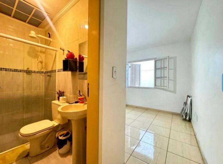  Sobrado Frontal no Jardim Marabá – Completo e Pronto para Morar!  Este belíssimo sobrado oferece conforto, modernidade e lazer em um só lugar:  ✔️ 2 dormitórios amplos, ambos suítes com sacada ✔️ Sala espaçosa para dois ambientes ✔️ Cozinha ampla e funcional ✔️ Lavabo para maior praticidade ✔️ Charmosa área gourmet com churrasqueira já instalada