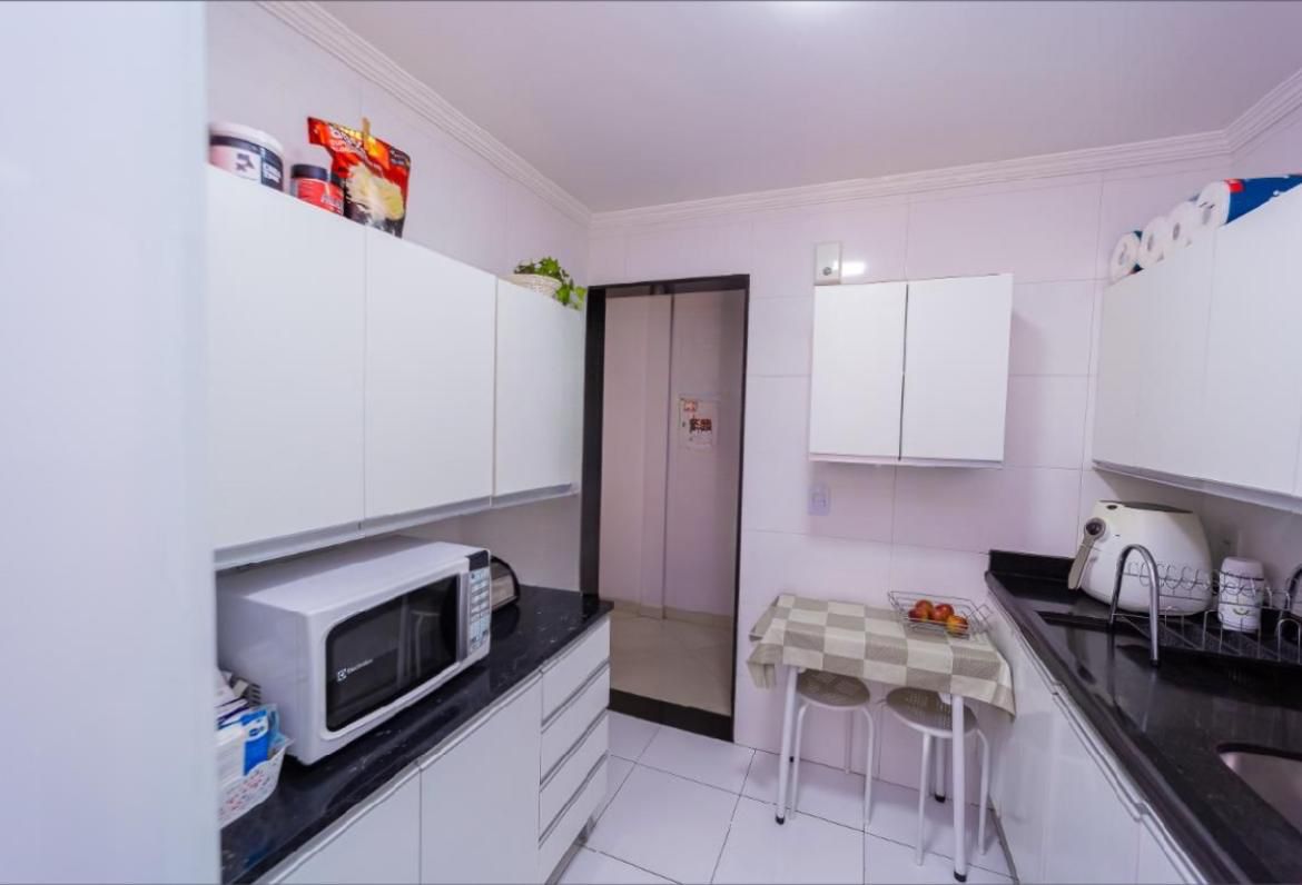 ✨ Seu novo lar no Jardim Penha! ✨   Apartamento moderno e aconchegante com 56m² bem distribuídos: ✔️ 2 dormitórios confortáveis ✔️ Sala com ótima iluminação ✔️ Cozinha prática e funcional ✔️ 1 vaga de garagem