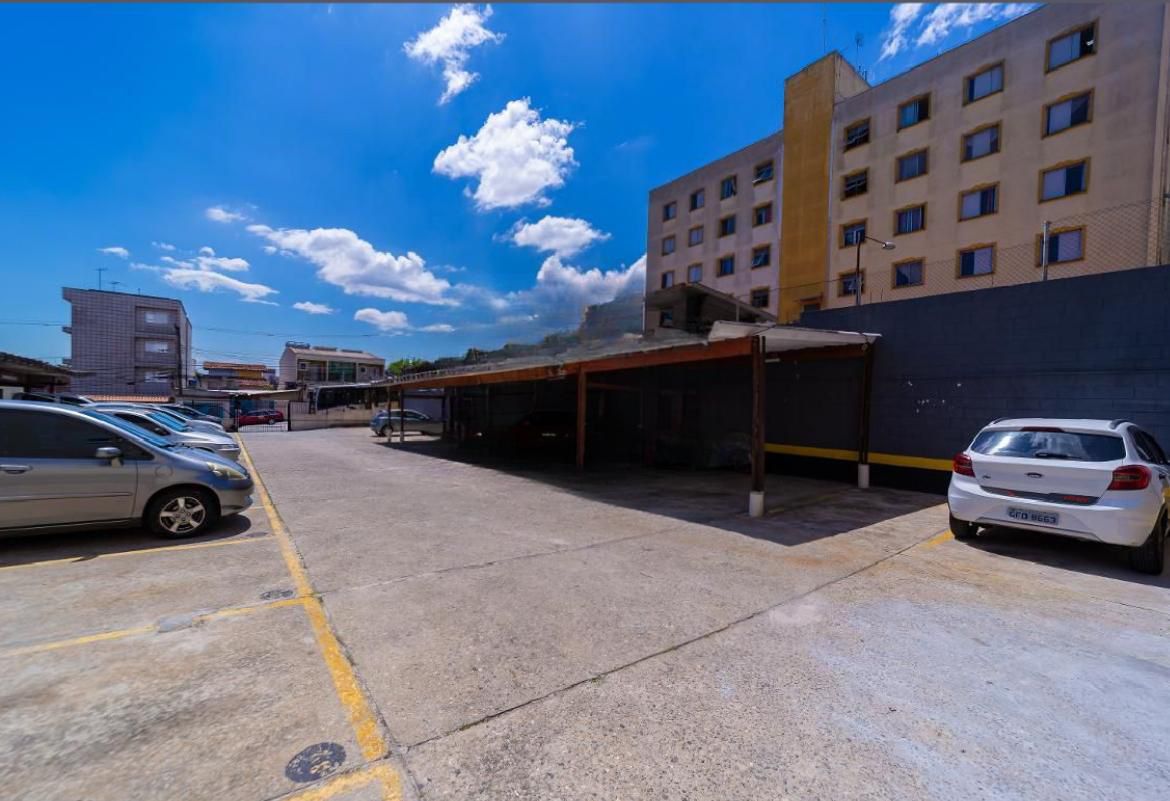 ✨ Seu novo lar no Jardim Penha! ✨   Apartamento moderno e aconchegante com 56m² bem distribuídos: ✔️ 2 dormitórios confortáveis ✔️ Sala com ótima iluminação ✔️ Cozinha prática e funcional ✔️ 1 vaga de garagem