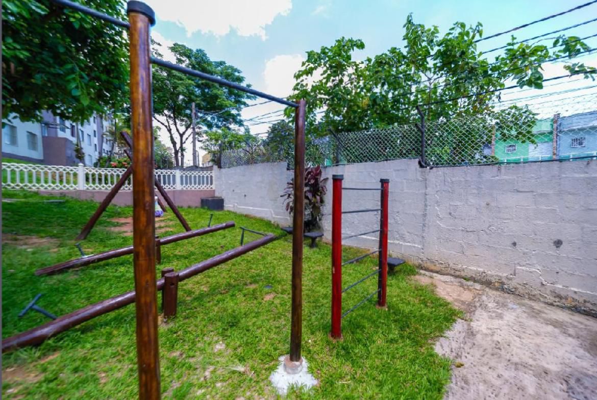 ✨ Seu novo lar no Jardim Penha! ✨   Apartamento moderno e aconchegante com 56m² bem distribuídos: ✔️ 2 dormitórios confortáveis ✔️ Sala com ótima iluminação ✔️ Cozinha prática e funcional ✔️ 1 vaga de garagem