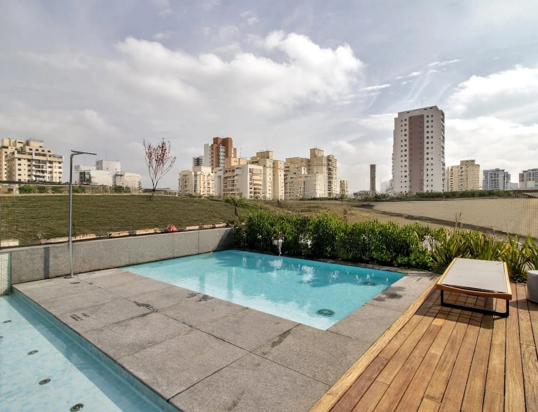 ✨ Apartamento Exclusivo – Alto Padrão na Pompéia / Perdizes ✨   Apartamento   140 m²  Este magnífico imóvel une sofisticação, conforto e localização privilegiada.  Diferenciais do Apartamento:  Planta original com 4 dormitórios, sendo 3 suítes  Suíte master com banheiro senhor/senhora  Possibilidade de integração, ampliando a sala para 3 suítes  Ampla varanda gourmet.