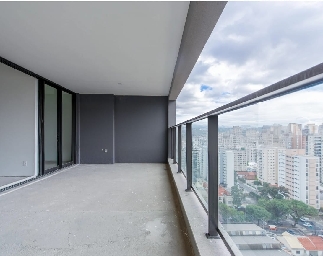 ✨ Apartamento Exclusivo – Alto Padrão na Pompéia / Perdizes ✨   Apartamento   140 m²  Este magnífico imóvel une sofisticação, conforto e localização privilegiada.  Diferenciais do Apartamento:  Planta original com 4 dormitórios, sendo 3 suítes  Suíte master com banheiro senhor/senhora  Possibilidade de integração, ampliando a sala para 3 suítes  Ampla varanda gourmet.