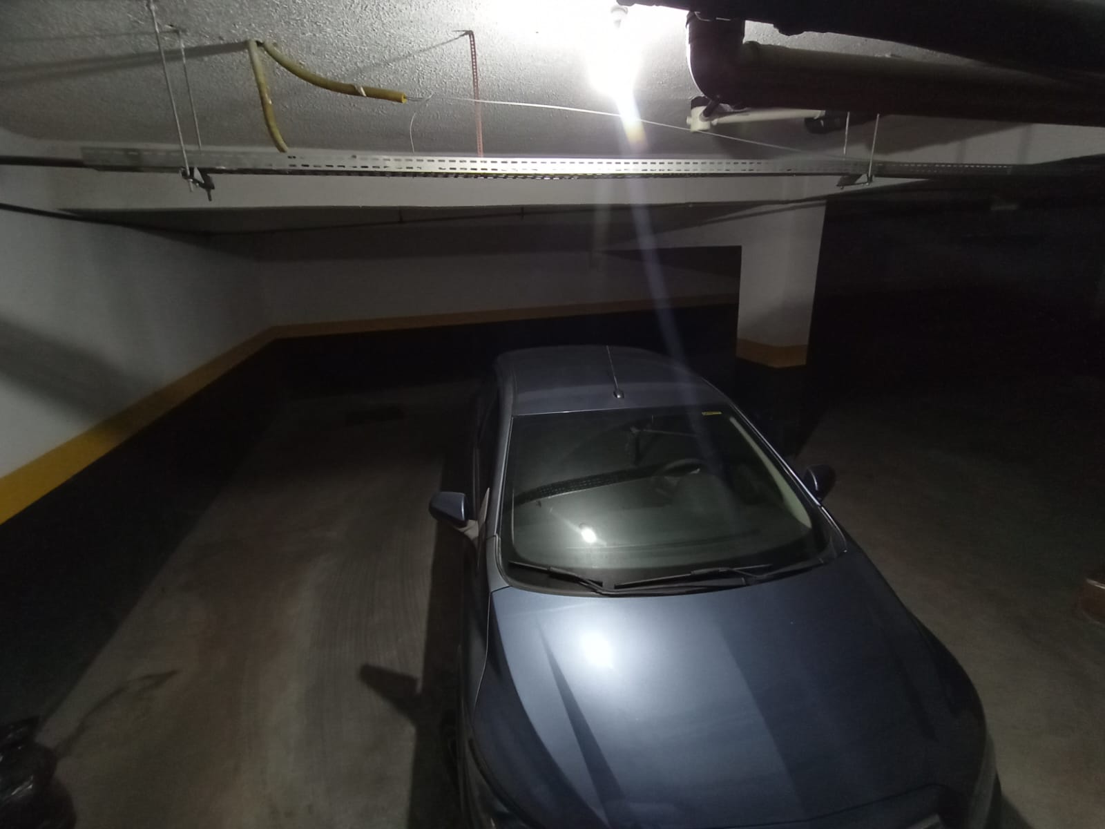  Casa em Condomínio Fechado na Vila Ré  Descubra o conforto e a praticidade desta linda casa em condomínio fechado, localizada em um dos bairros mais desejados da região.  ✨ Características do imóvel:  100 m² bem distribuídos  3 dormitórios, sendo 1 suíte  2 vagas de garagem