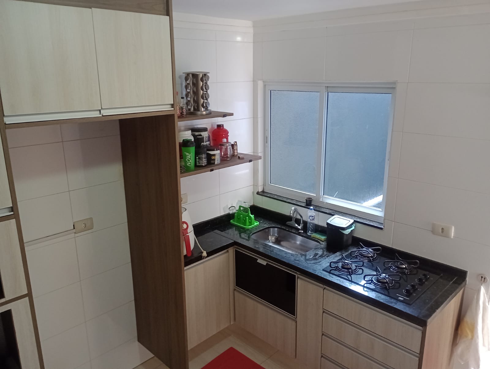  Casa em Condomínio Fechado na Vila Ré  Descubra o conforto e a praticidade desta linda casa em condomínio fechado, localizada em um dos bairros mais desejados da região.  ✨ Características do imóvel:  100 m² bem distribuídos  3 dormitórios, sendo 1 suíte  2 vagas de garagem