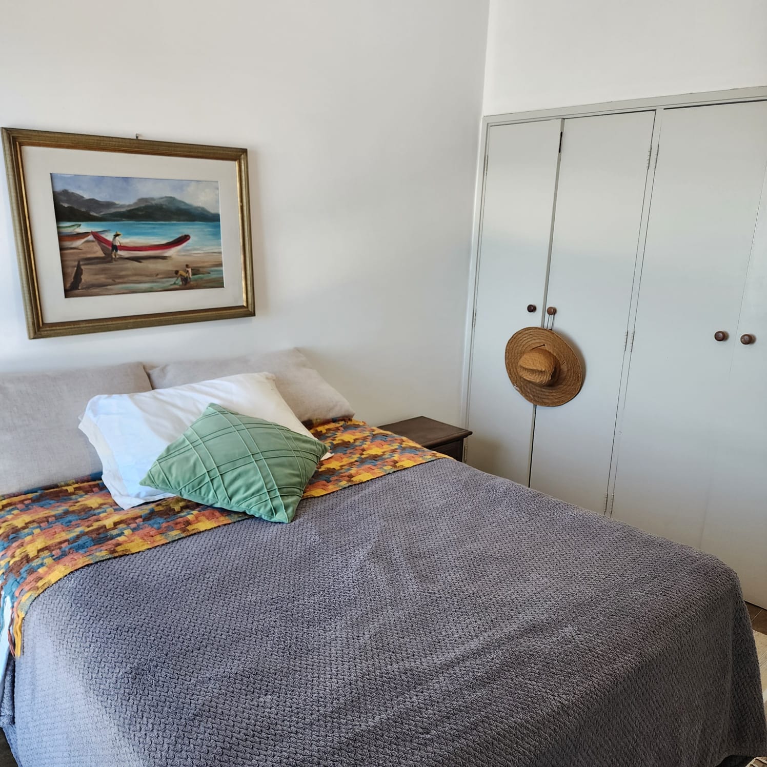  Apartamento Excelente no Morro do Maluf – Guarujá  Viva com qualidade de vida em um dos endereços mais privilegiados do Guarujá! Este apartamento de 130 m² oferece todo o espaço e conforto que você e sua família merecem.  ✨ Características do imóvel:  3 dormitórios, sendo 1 suíte