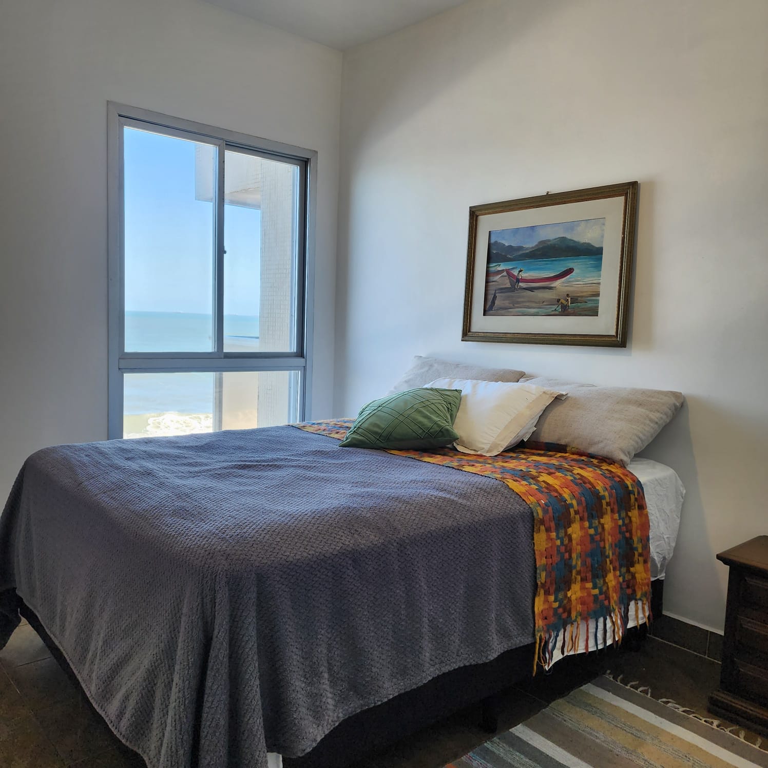  Apartamento Excelente no Morro do Maluf – Guarujá  Viva com qualidade de vida em um dos endereços mais privilegiados do Guarujá! Este apartamento de 130 m² oferece todo o espaço e conforto que você e sua família merecem.  ✨ Características do imóvel:  3 dormitórios, sendo 1 suíte