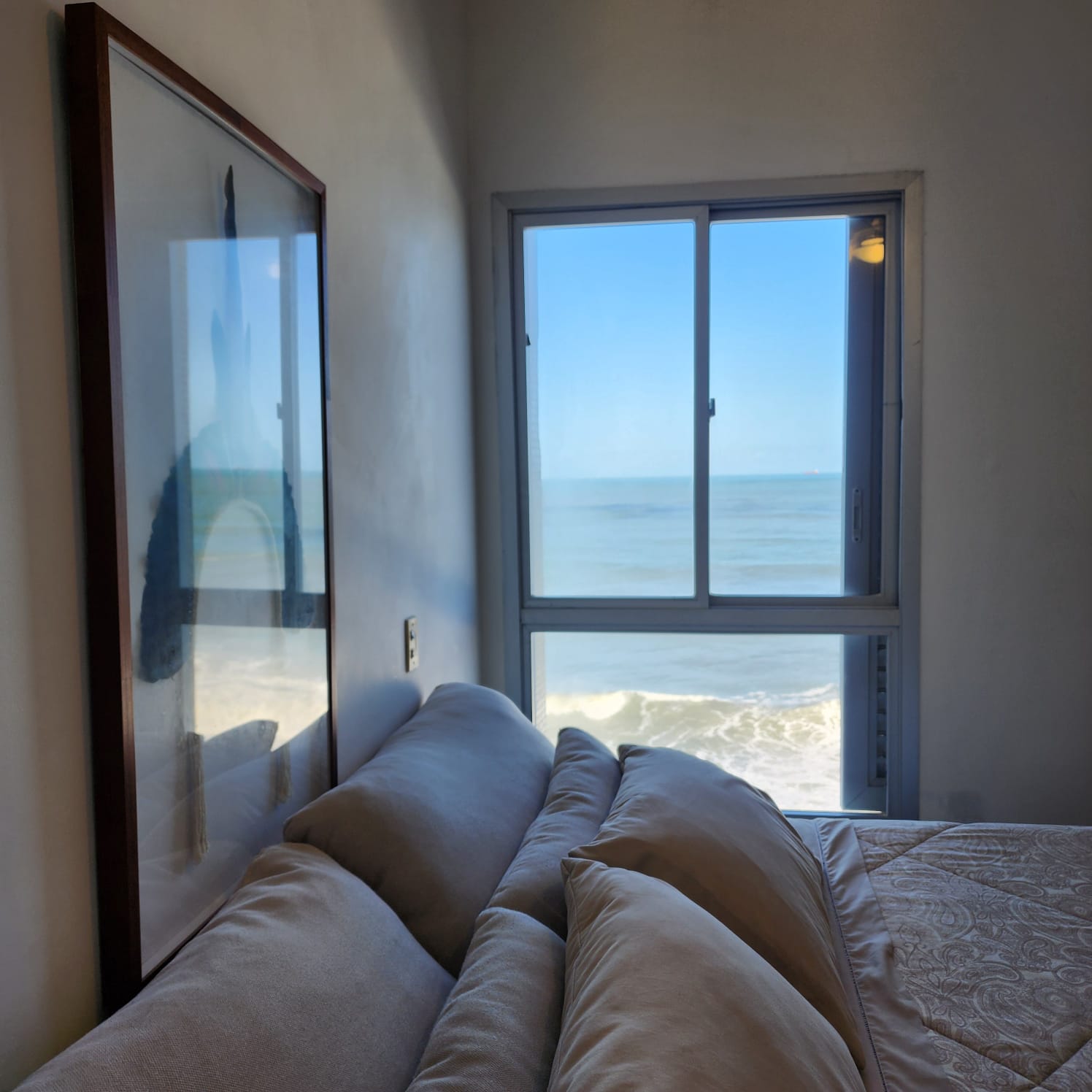  Apartamento Excelente no Morro do Maluf – Guarujá  Viva com qualidade de vida em um dos endereços mais privilegiados do Guarujá! Este apartamento de 130 m² oferece todo o espaço e conforto que você e sua família merecem.  ✨ Características do imóvel:  3 dormitórios, sendo 1 suíte