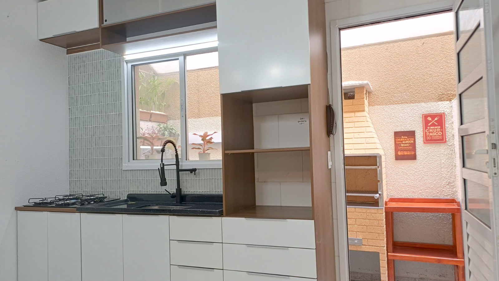  Sobrado à Venda – Itaim Paulista / SP  ✨ Sobrado em condomínio fechado – Porteira Fechada!  50m² bem distribuídos  2 dormitórios  1 vaga de garagem  Condomínio fechado, com segurança e tranquilidade  Porteira fechada – entre e more sem preocupações!