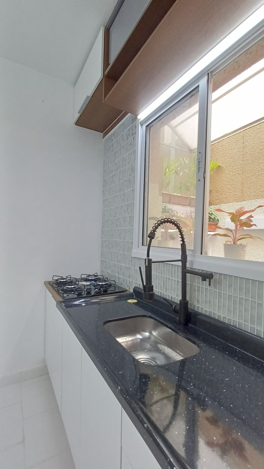  Sobrado à Venda – Itaim Paulista / SP  ✨ Sobrado em condomínio fechado – Porteira Fechada!  50m² bem distribuídos  2 dormitórios  1 vaga de garagem  Condomínio fechado, com segurança e tranquilidade  Porteira fechada – entre e more sem preocupações!