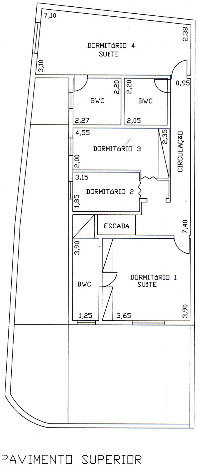  Sobrado de Esquina – Amplo, Ensolarado e com Localização Privilegiada!  Este belo sobrado de 228m² de área construída em terreno de 164m² reúne conforto, espaço e praticidade em uma localização estratégica.  ✨ Diferenciais do imóvel:  03 vagas de garagem cobertas  Sala ampla com 02 ambientes e terraço coberto  Copa-cozinha espaçosa.
