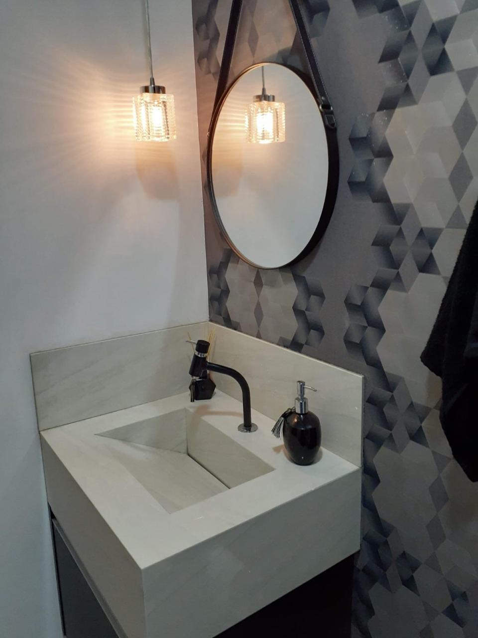  Sobrado 3 Andares – Novo 3 Dormitórios  1 Suíte  4 Vagas  150m²  ✨ Moderno e recém-construído, este sobrado é perfeito para quem busca conforto, espaço e uma ótima localização!  Detalhes do imóvel:  3 dormitórios sendo 1 suíte   3 andares bem distribuídos  Sala de estar aconchegante   Cozinha ampla  4 vagas de garagem 