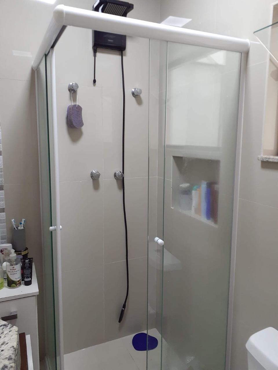  Sobrado 3 Andares – Novo 3 Dormitórios  1 Suíte  4 Vagas  150m²  ✨ Moderno e recém-construído, este sobrado é perfeito para quem busca conforto, espaço e uma ótima localização!  Detalhes do imóvel:  3 dormitórios sendo 1 suíte   3 andares bem distribuídos  Sala de estar aconchegante   Cozinha ampla  4 vagas de garagem 