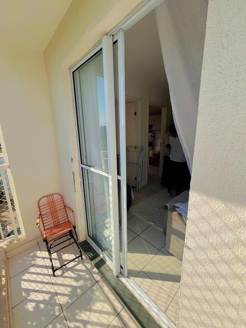  APARTAMENTO EM CONDOMÍNIO – VILA NOVA CURUÇÁ  ✨ Excelente oportunidade! Apartamento com 50m², em condomínio bem localizado, com:  2 dormitórios aconchegantes  Sala com acesso à varanda  Cozinha planejada  Banheiro social  1 vaga rotativa Localizado na Vila Nova Curuçá, região tranquila e de fácil acesso a transporte público, comércios e serviços.