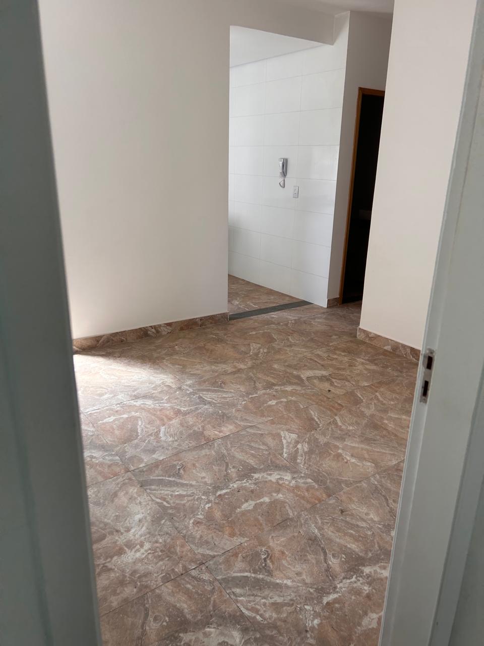 Apartamento à venda  Metrô Guilhermina Esperança, São Paulo  Excelente oportunidade para quem busca praticidade e ótima localização! Apartamento com 2 dormitórios, 45 m², bem distribuído, oferecendo conforto e funcionalidade no dia a dia.  Localizado próximo ao Metrô .em uma região completa, com comércios, escolas, supermercados e fácil acesso ao transporte público.