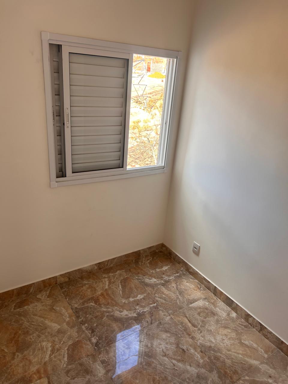 Apartamento à venda  Metrô Guilhermina Esperança, São Paulo  Excelente oportunidade para quem busca praticidade e ótima localização! Apartamento com 2 dormitórios, 45 m², bem distribuído, oferecendo conforto e funcionalidade no dia a dia.  Localizado próximo ao Metrô .em uma região completa, com comércios, escolas, supermercados e fácil acesso ao transporte público.